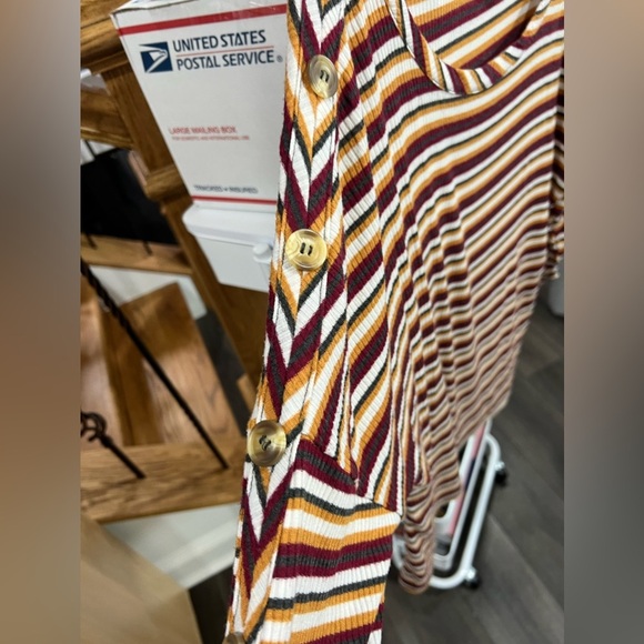 French Laundry Multi Color Striped Shirt w/ Button Detail Size XL - Picture 2 of 4